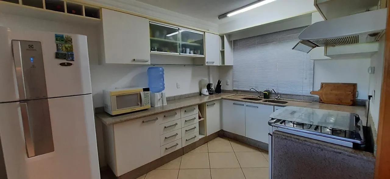 Prázdninový dům Casa Top, 3 Suites, Acesso Privativo A Praia Do Mariscal Bombinhas