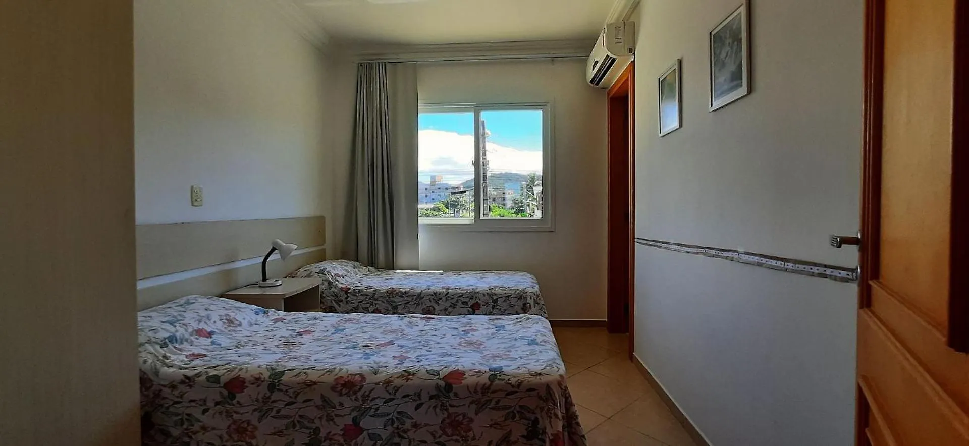 Casa Top, 3 Suites, Acesso Privativo A Praia Do Mariscal Bombinhas