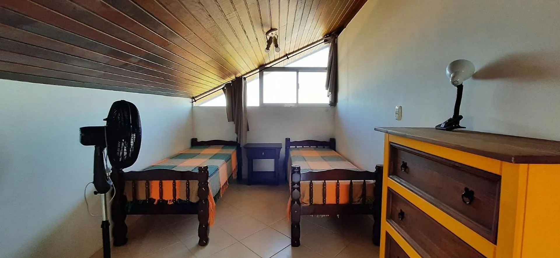 Casa Top, 3 Suites, Acesso Privativo A Praia Do Mariscal Bombinhas